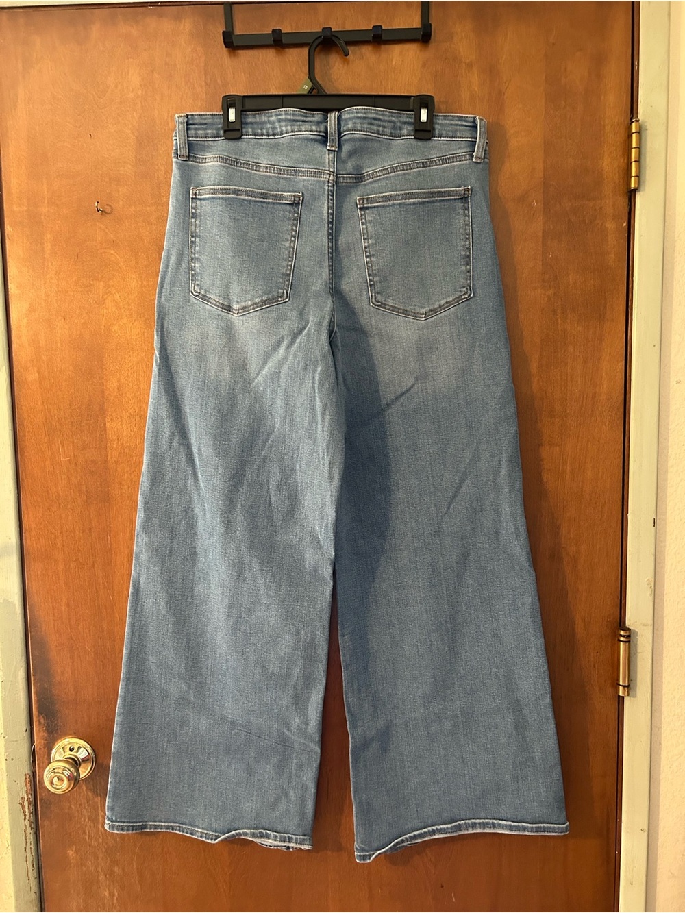 Universal Thread High Rise Everyday Wide Leg Jeans - Picture 5 of 5